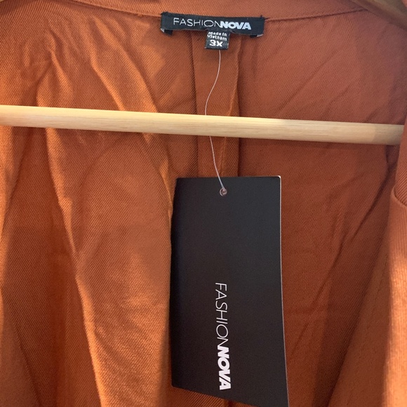 NEW WITH TAGS NEVER WORN Fashion Nova 'Start to Finish' jumpsuit Size 3X - Picture 6 of 12